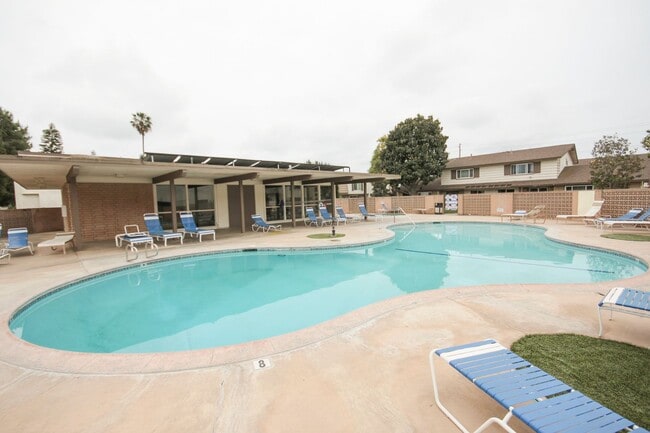 Building Photo - Charming All-Inclusive 1BR with Resort-Style Amenities