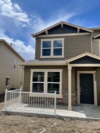 Building Photo - $2015 | 2BR/2.5BA | Lovely New Townhome in...