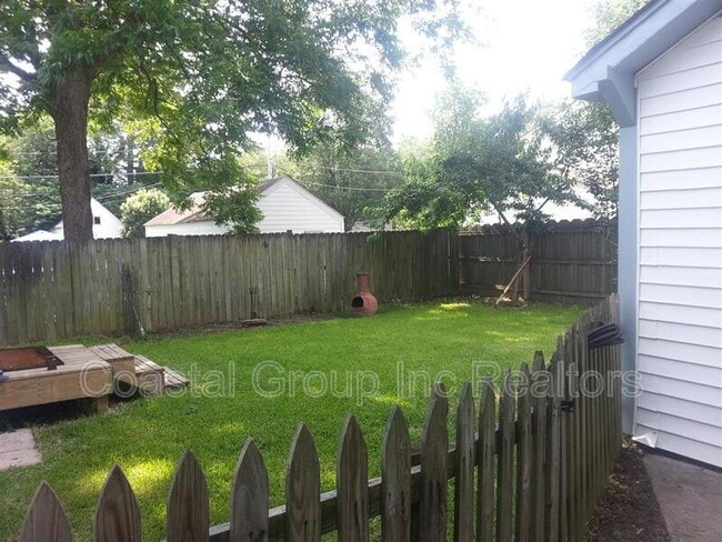 Building Photo - 141 E Ocean Ave