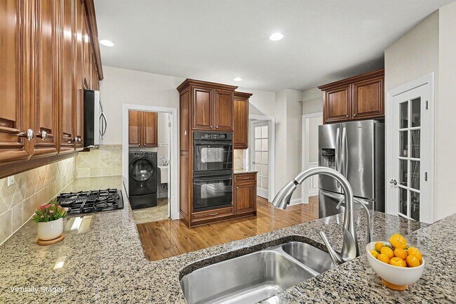 Building Photo - 24829 Reeds Pointe Dr