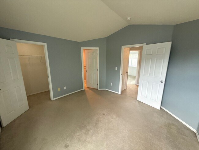 Building Photo - 4105 Windy Ave NE