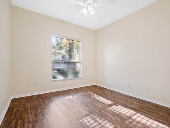 Building Photo - Spacious 4-Bedroom Pool Home with 3 Full B...