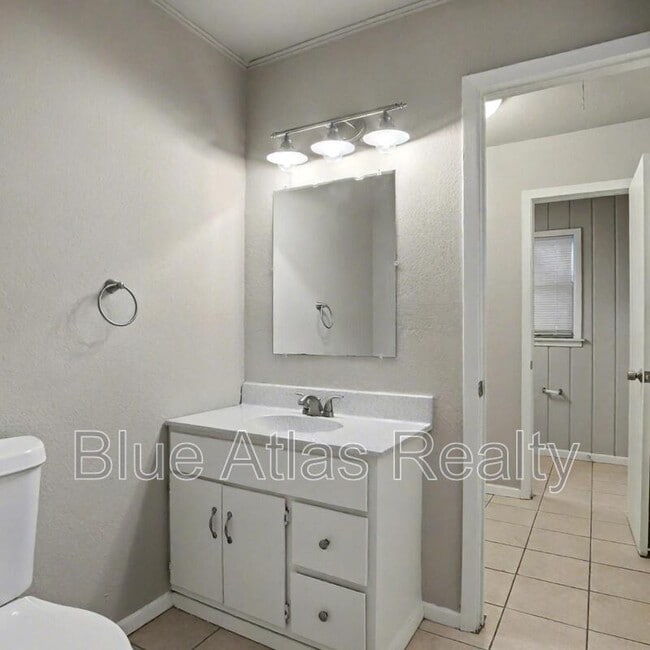 Building Photo - 4204 Pate Dr