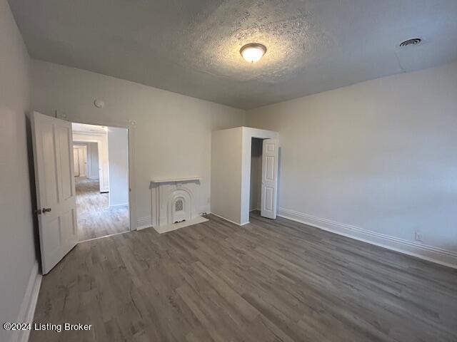 Building Photo - 1144 E Kentucky St