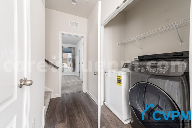 Building Photo - 7772 Willow Oak Ct