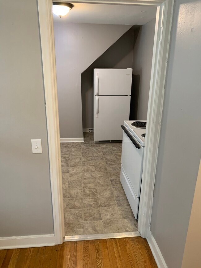 Building Photo - 218 Ohio Ave