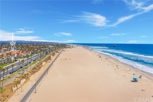 Building Photo - 1400 Pacific Coast Hwy
