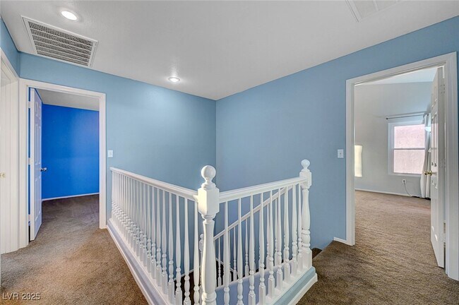 Building Photo - 5470 Logville St