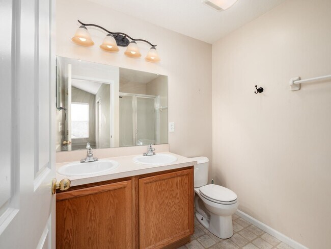 Building Photo - 53 Traditions Way