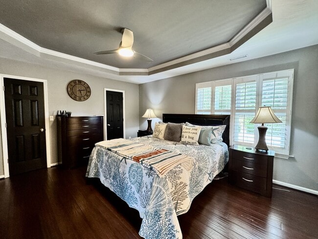 Building Photo - Available 07-01-26! 2-Car Attached Garage - Pet Friendly w/Restrictions - Fenced Yard on a HUGE C...