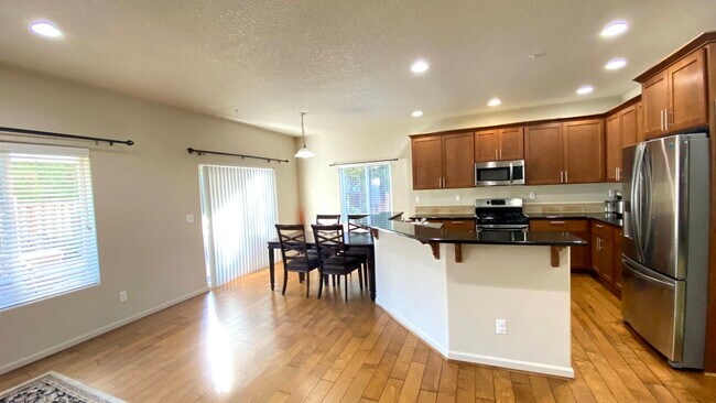 Kitchen - 10690 NW Jordan Ln