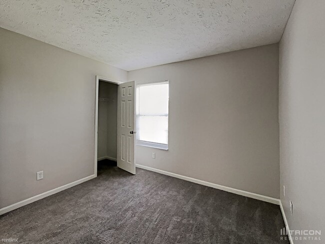 Building Photo - 1212 Green River Ct