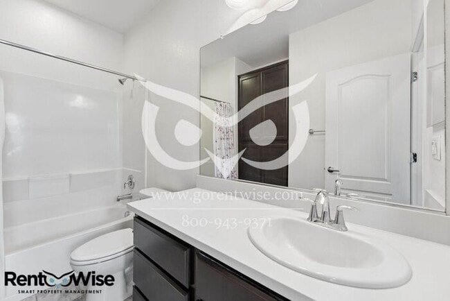 Building Photo - 1548 Glenn St