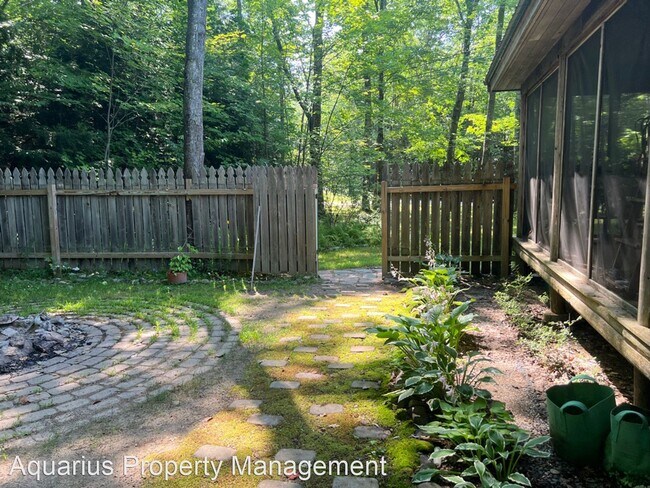 Building Photo - 2 br, 2 bath House - 107 Tar Box Ln