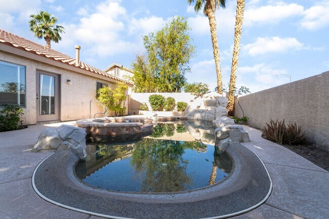 Building Photo - Backyard Entertainment At Its Best