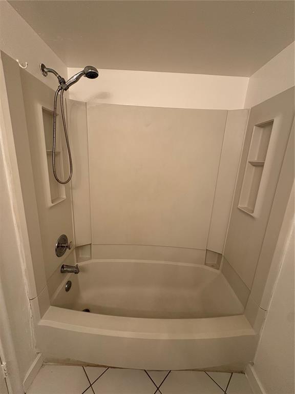 Building Photo - 2401 Riverside Dr