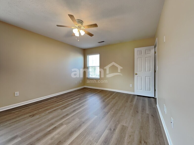 Building Photo - 5974 Marsh Cir