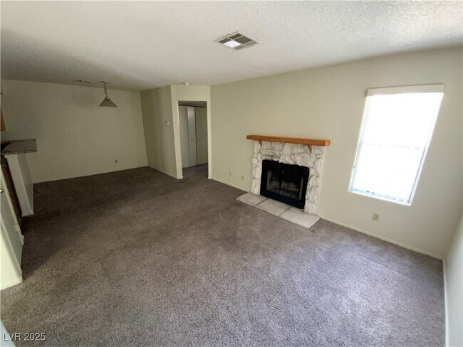 Building Photo - 3450 Erva St