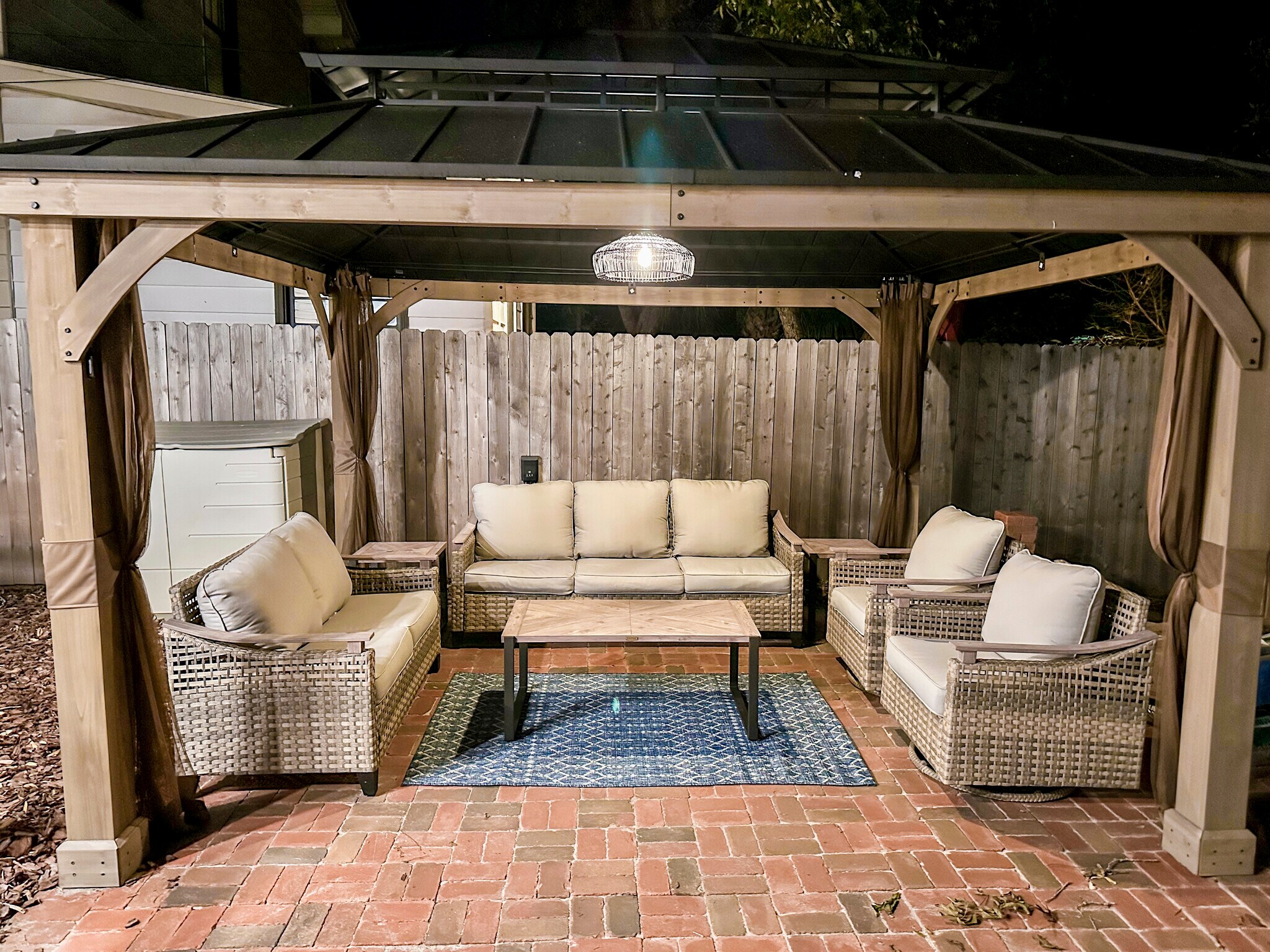 Building Photo - 407 E 34th St