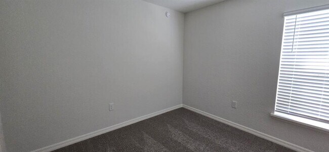 Building Photo - 7589 SW 108th St