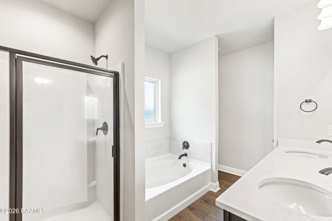 Building Photo - 128 Rose Of Sharon Ln