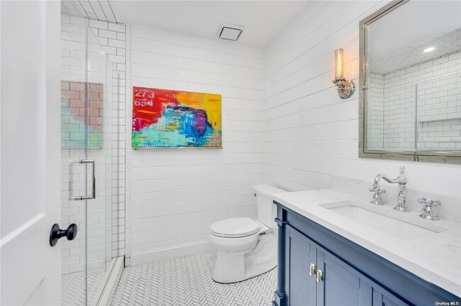 Building Photo - 141 Lakebridge Dr N