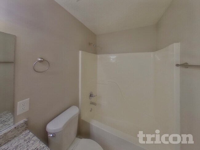 Building Photo - 3107 Donard Ct