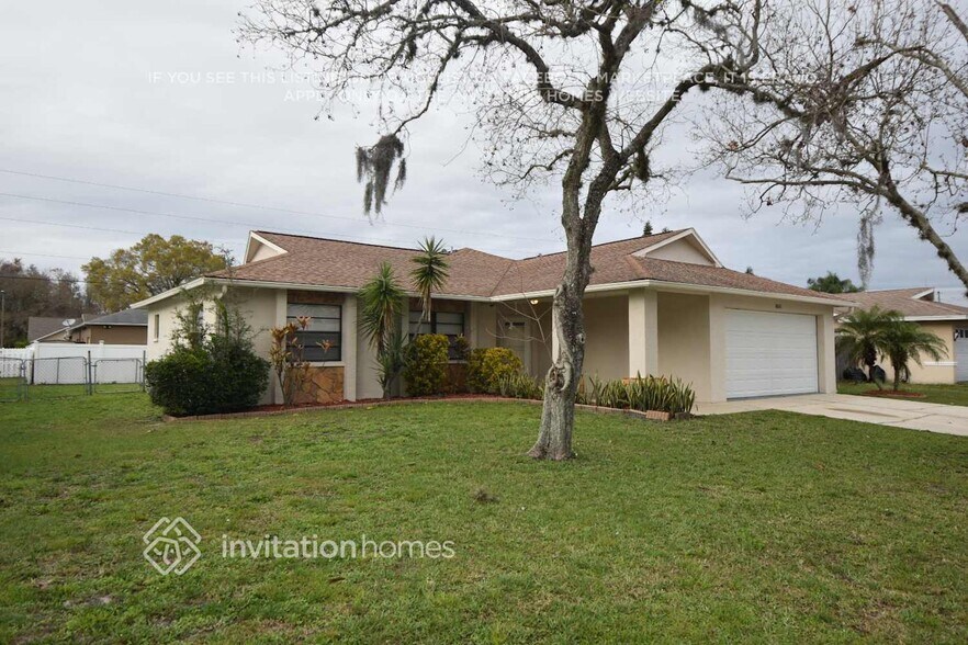 Building Photo - 8601 Gum Tree Ave