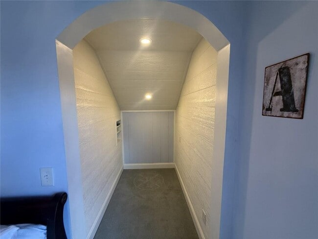 Building Photo - 1125 Walters Cir