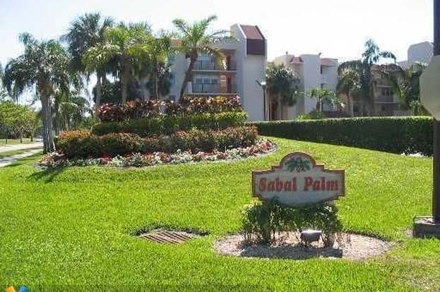 Building Photo - 1831 Sabal Palm Dr