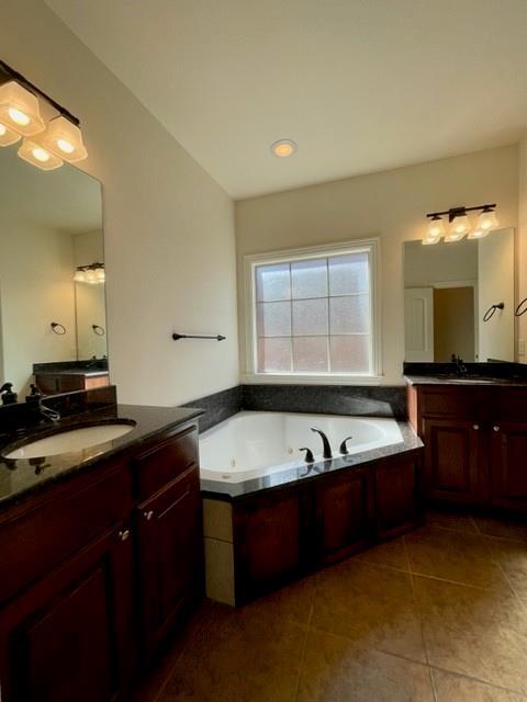 Building Photo - 4502 SW Swinton Dr