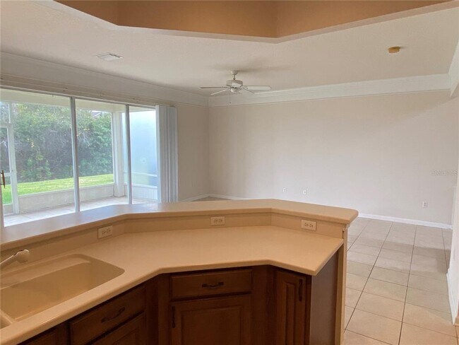 Building Photo - 4626 Pond Ridge Dr