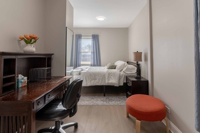 Building Photo - 3049 N Avers Ave