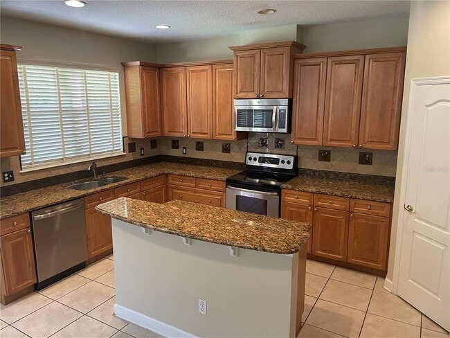 Building Photo - 7051 Bramlea Ln