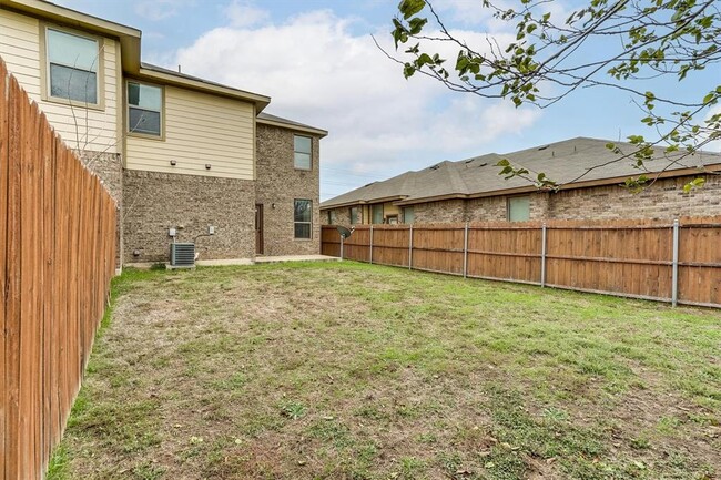 Building Photo - 1420 Muirfield Bend Dr