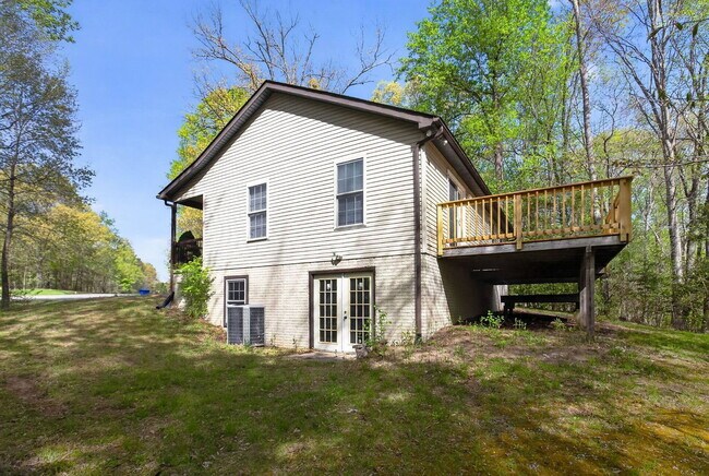 Building Photo - 15980 Crowfoot Ct