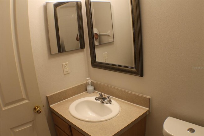 Building Photo - 31321 Wrencrest Dr