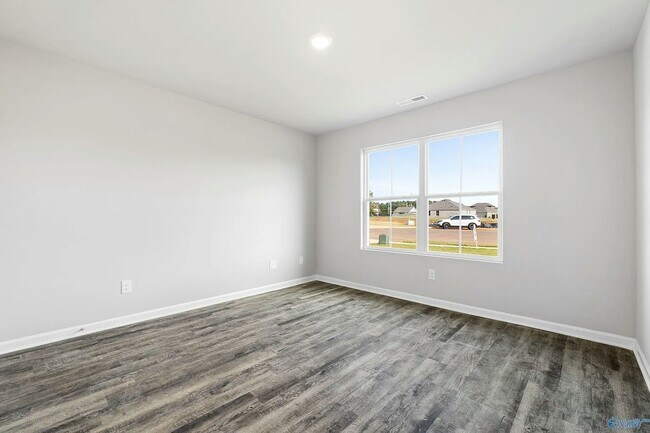 Building Photo - 237 Faded Rose Ln