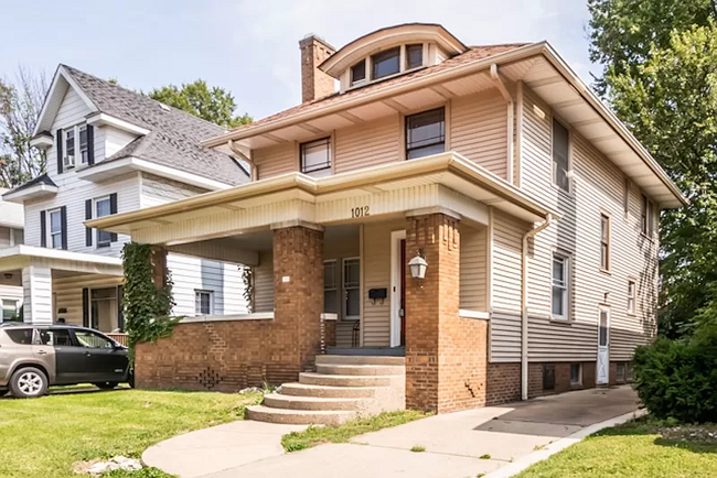 Driveway - 1012 N Glenwood Ave