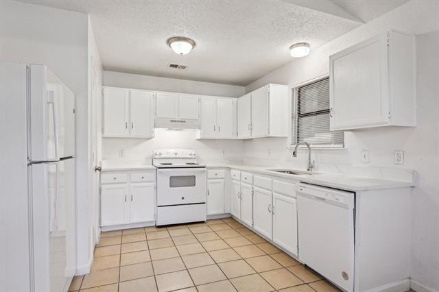 Building Photo - 11107 Freedom Way