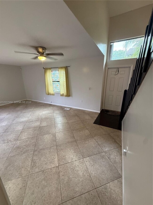 Building Photo - 10661 SW 113th Pl