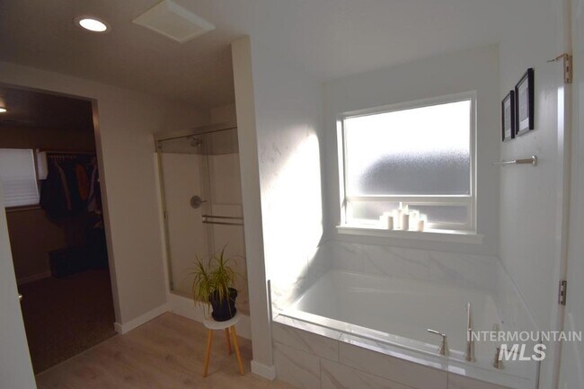 Building Photo - 19241 Red Eagle Wy