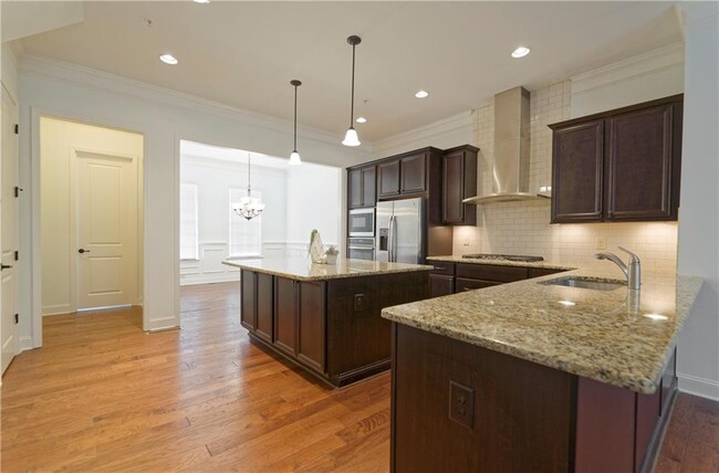 Building Photo - 145 Rose Garden Ln