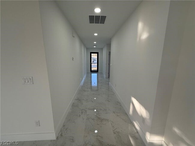 Building Photo - 4342 NW 34th Pl