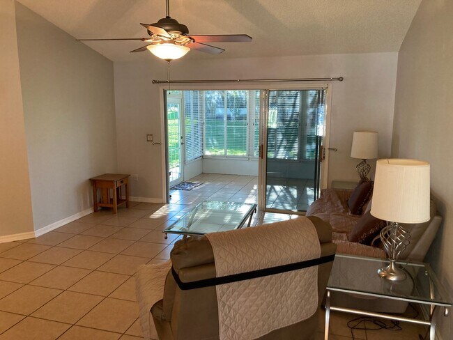 Building Photo - Ocala Palms 55+  2/2 Home