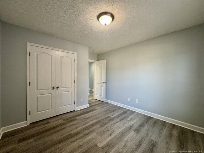Building Photo - 231 Brightwood Dr