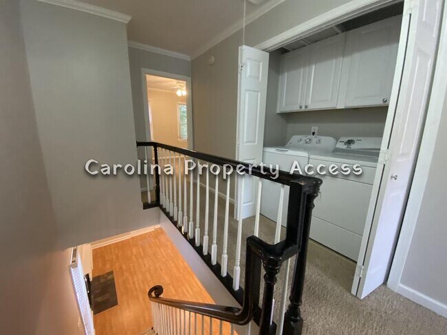 Building Photo - 37 Forest Glen Dr