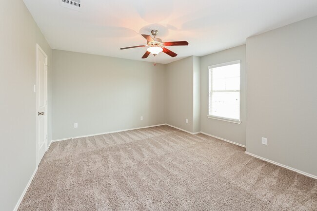 Building Photo - 111 Meadow Mill Dr