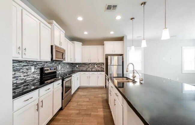 Building Photo - 3730 W Cielo Grande