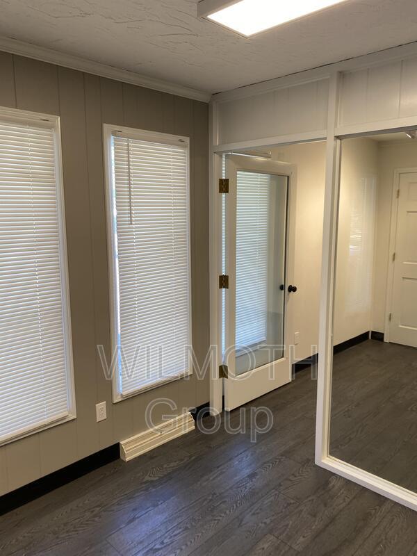 Building Photo - 11903 E Welland St